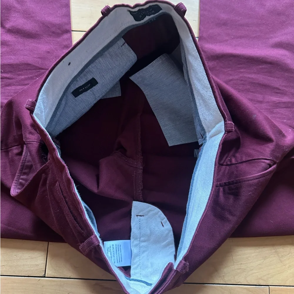 💜 J. Crew Wine Red Stretch 484 Slim Chino Pants (W28 L32)